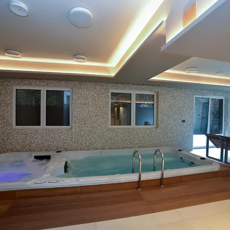 Laguna 63-spa 波兰尼卡-兹德鲁伊